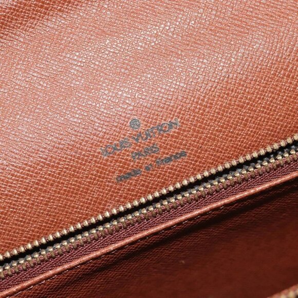 LOUIS VUITTON Monogram Concorde Hand Bag - Picture 14 of 16